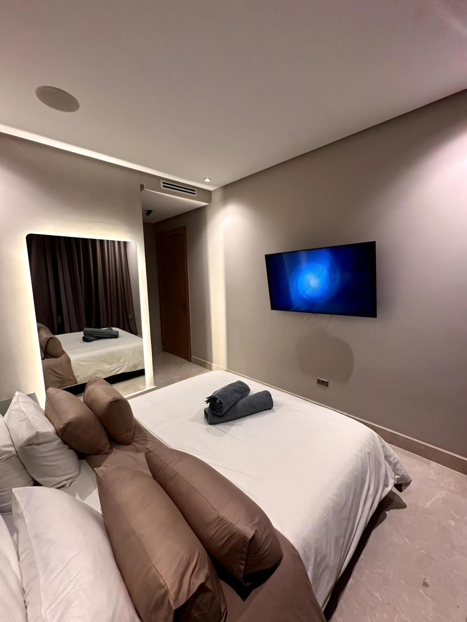 شقة Skyline Luxury 2 A Proximite De La Gare Casa Voyageurs *